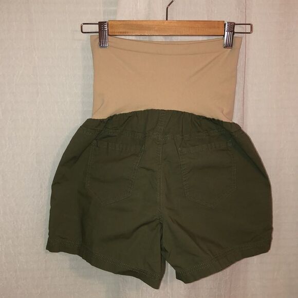 Motherhood S Camo Green Stretch Shorts with Four Pockets - Picture 2 of 14